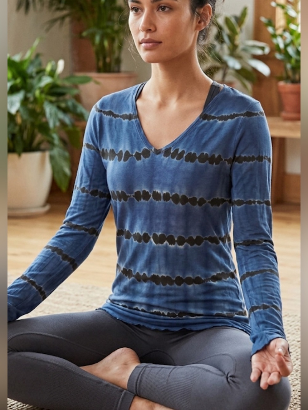 Earth Yoga Tie-Dye V-Neck Long Sleeve Top Organic Cotton Bamboo Small